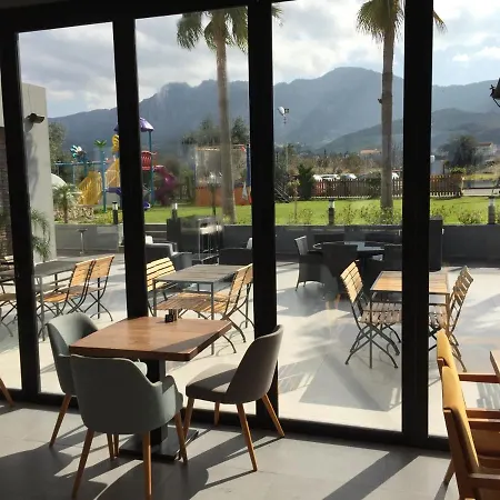 Palmonte & 호텔 3*