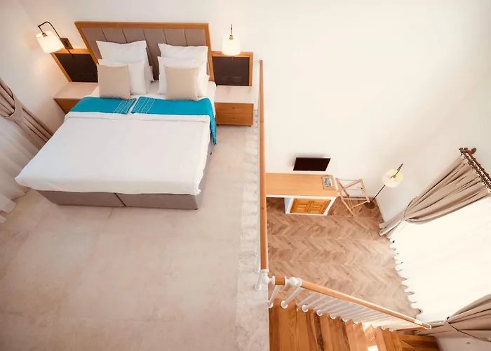 Palmonte & Karavas (Northern Cyprus)