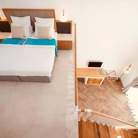 Palmonte & Karavas (Northern Cyprus)