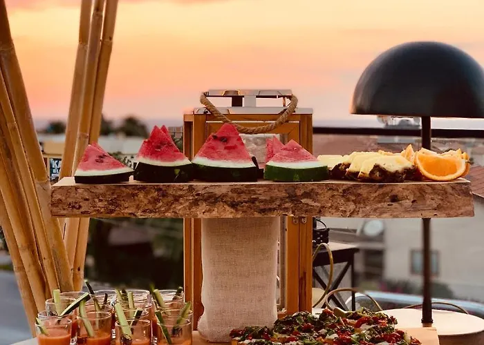 Palmonte & 3* Karavas