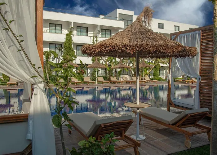 Otel Palmonte & Karavas (Northern Cyprus)